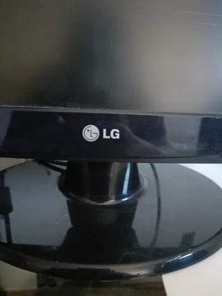 Pantalla LG Flatron 20
Funciona perfecta