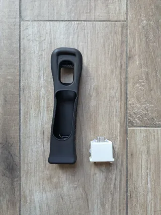 Motion Plus Wii Bianco con Cover Nera