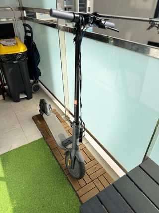 Patinete Eléctrico (SE NECESITA CAMBIAR BATERIA)