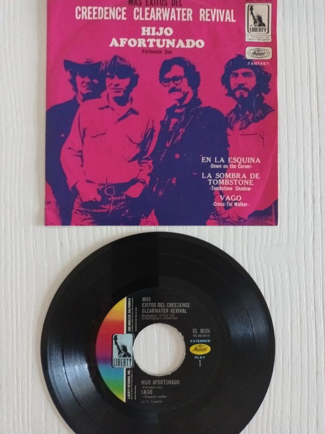 SINGLE CREEDENCE CLEARWATER REVIVAL
