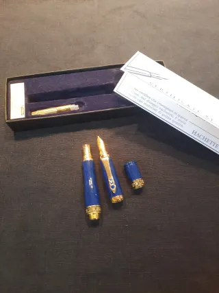 Pluma Hachette Tompla Swarovsky oro 24 K