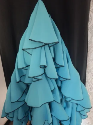 FALDA FLAMENCA NUEVA AJUSTADA CON VOLANTES talla S