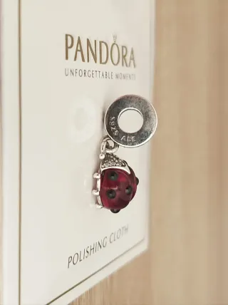 Charm Colgante Mariquita Roja Pandora 