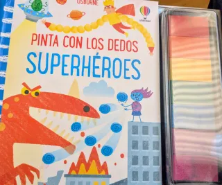 4 años y + Pinta con los dedos-Superhéroes.Usborne