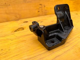 Soporte Bomba Freno Trasero Harley Davidson