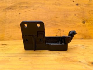 Soporte Bomba Freno Trasero Harley Davidson