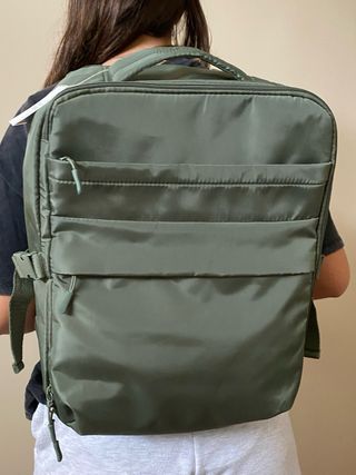 Mochila equipaje de mano verde 