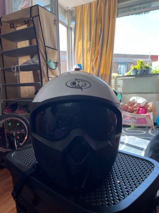 Casco Scorpion EXO-COMBAT estilo máscara
