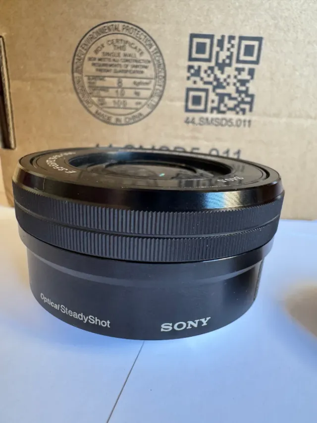 Sony A6000 . Cuerpo + Objetivo