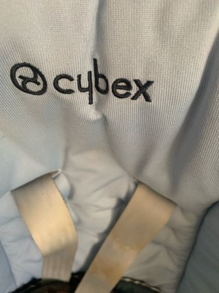 Maxi Cosi Cybex bebé azul