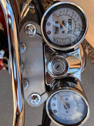 Daelim Daystar 125C Roja y Plata