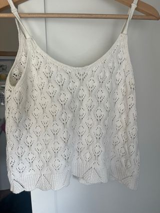 Top Mango crema con abalorios Talla S