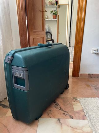 Maleta Rígida Samsonite Verde con Ruedas
