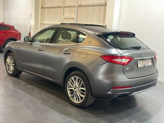 Maserati Levante V6 275 HP D AWD GranLusso