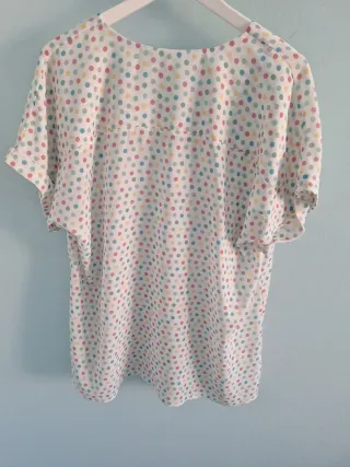 Blusa manga corta lunares