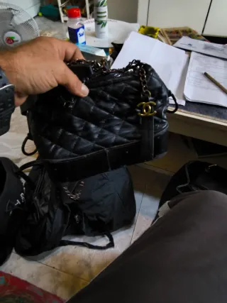 Autentica piccola borsa Chanel nera 