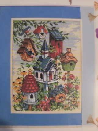 Kit de punto de cruz Amishops – “Birdhouse Neighbo