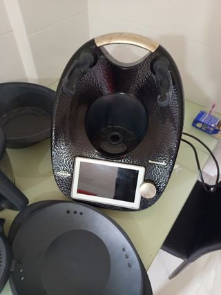 Thermomix Vorwerk con accesorios TM6140