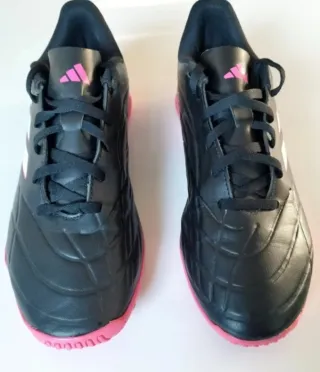 Zapatillas Adidas Copa Talla 36
Football 
