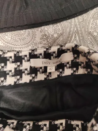 Falda pata gallo y camiseta canalé T.40