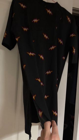 Camiseta Bimba y Lola Negra Estampada Rayos