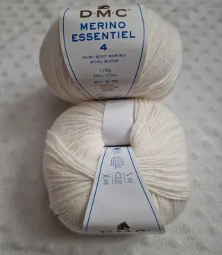 2 ovillos DMC Merino Essentiel 4