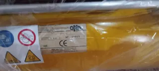 Compresor de aire amarillo