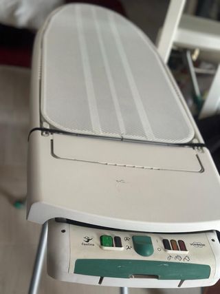 Tabla de planchar plegable Marca Vorwerk