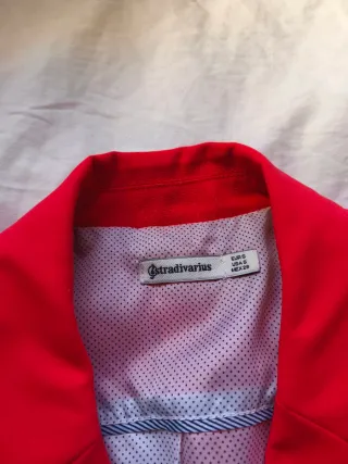 Chaqueta de traje Roja Stradivarius Talla S