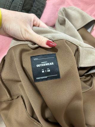 Chaqueta antelina beige