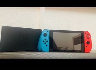 Nintendo Switch Azul y Rojo
