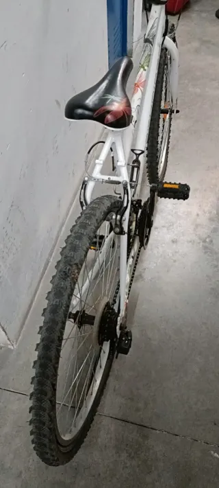 Bicicleta Decathlon Blanca