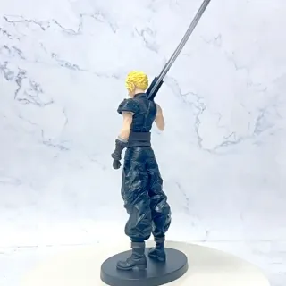 Figura Cloud Final Fantasy VII