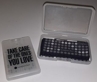 Sunglass Hut Kit per Pulizia Occhiali    