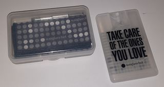 Sunglass Hut Kit per Pulizia Occhiali    