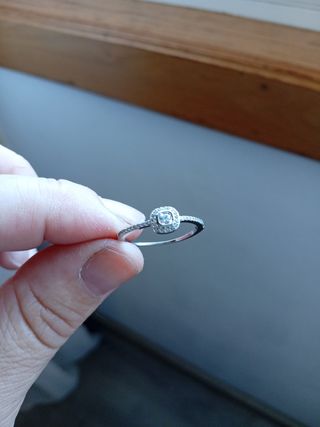 Anillo sortija plata con circonitas