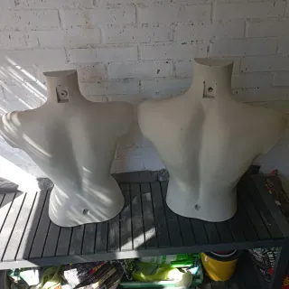 2 Maniquíes Torso Mujer y Hombre