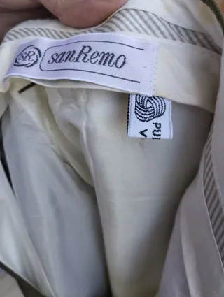 Completo uomo taglio classico, taglia 50 Italiana 