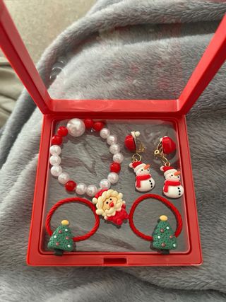 Lote Navidad: Pulsera, Gomas y Pendientes