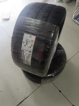 Yokohama Advan A052