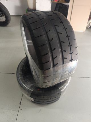 Yokohama Advan A052