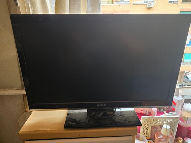 Televisión Toshiba 16 Negra