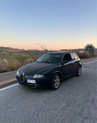 Alfa Romeo 147 1.9 JTD 228000km 
