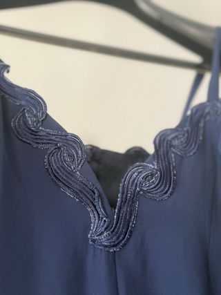 Mono largo azul