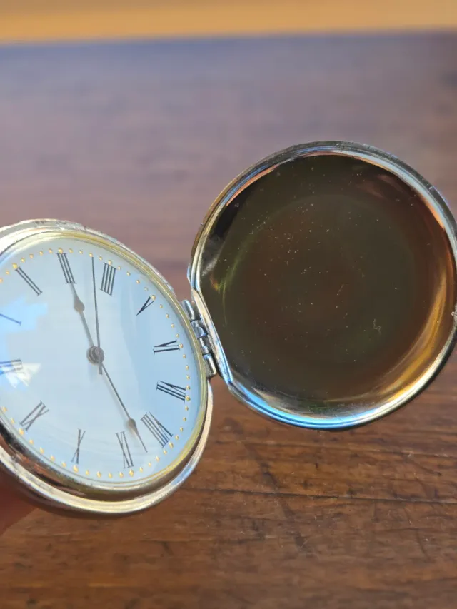 Reloj de bolsillo viejo