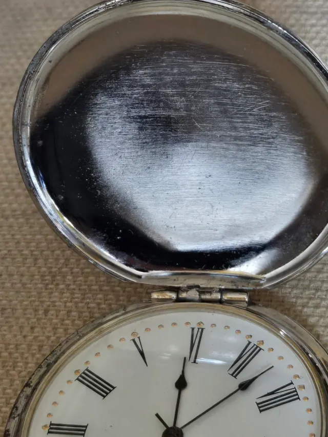 Reloj de bolsillo viejo