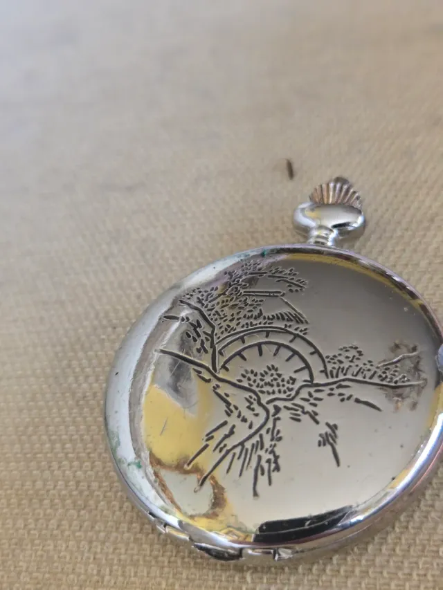 Reloj de bolsillo viejo