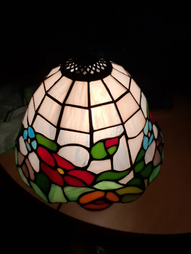 Lámpara tipo Tiffany Vidriera Flores