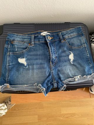 Vaqueros cortos Pull&Bear desgastados