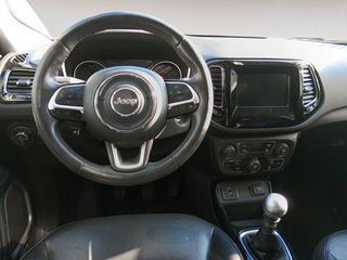Jeep Compass Limited FWD